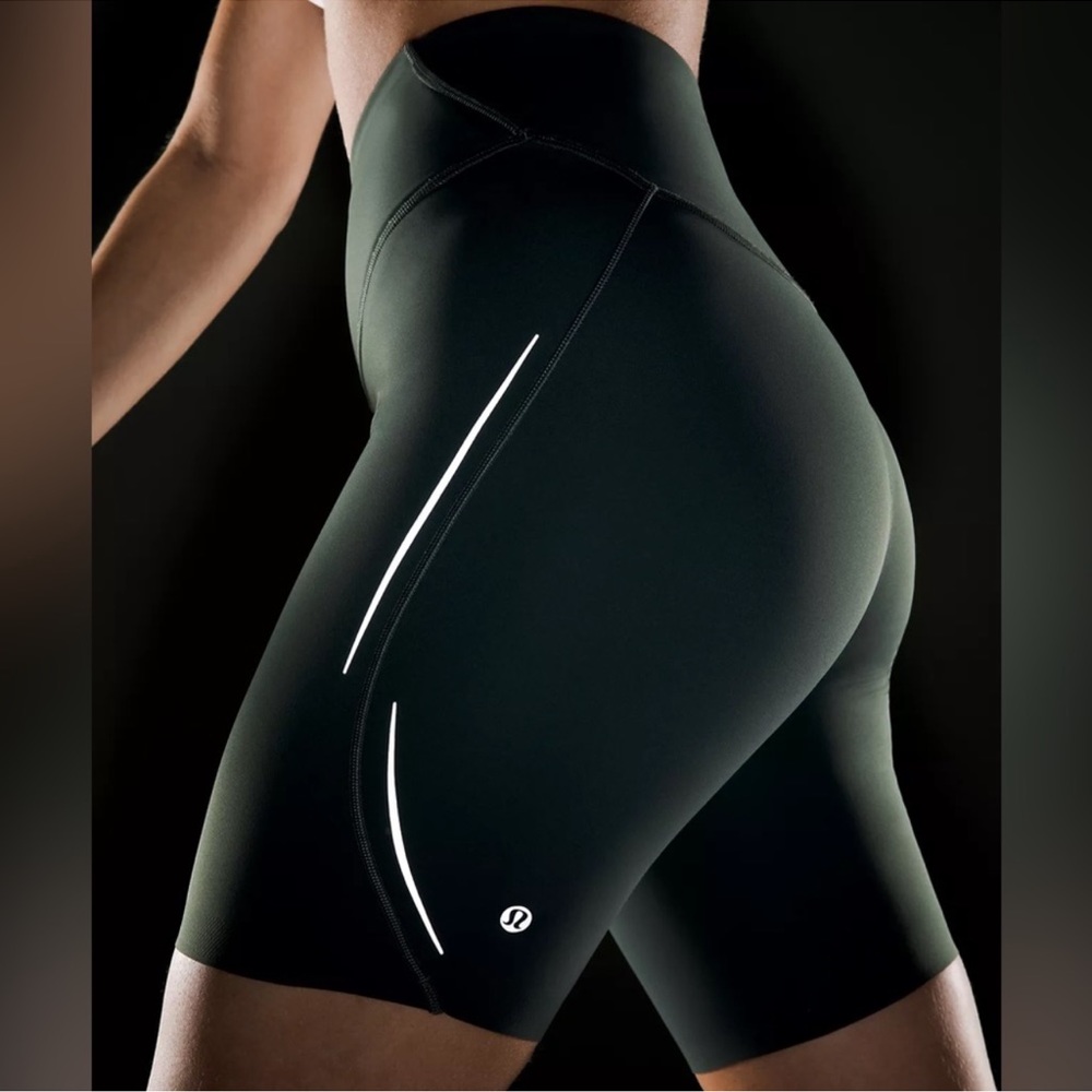 Lululemon high wasted reflective shorts